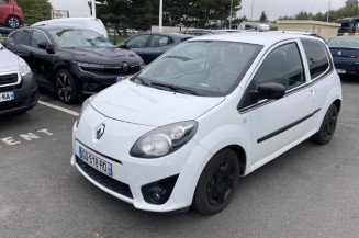 RENAULT TWINGO 2 PHASE 1 1.2i - 16V Photo n°1