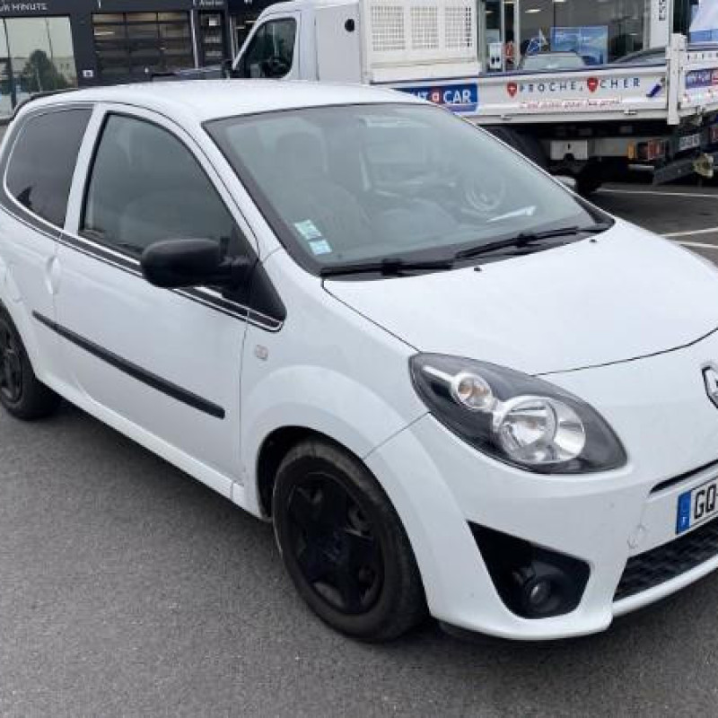 RENAULT TWINGO 2 PHASE 1 1.2i - 16V Photo n°2