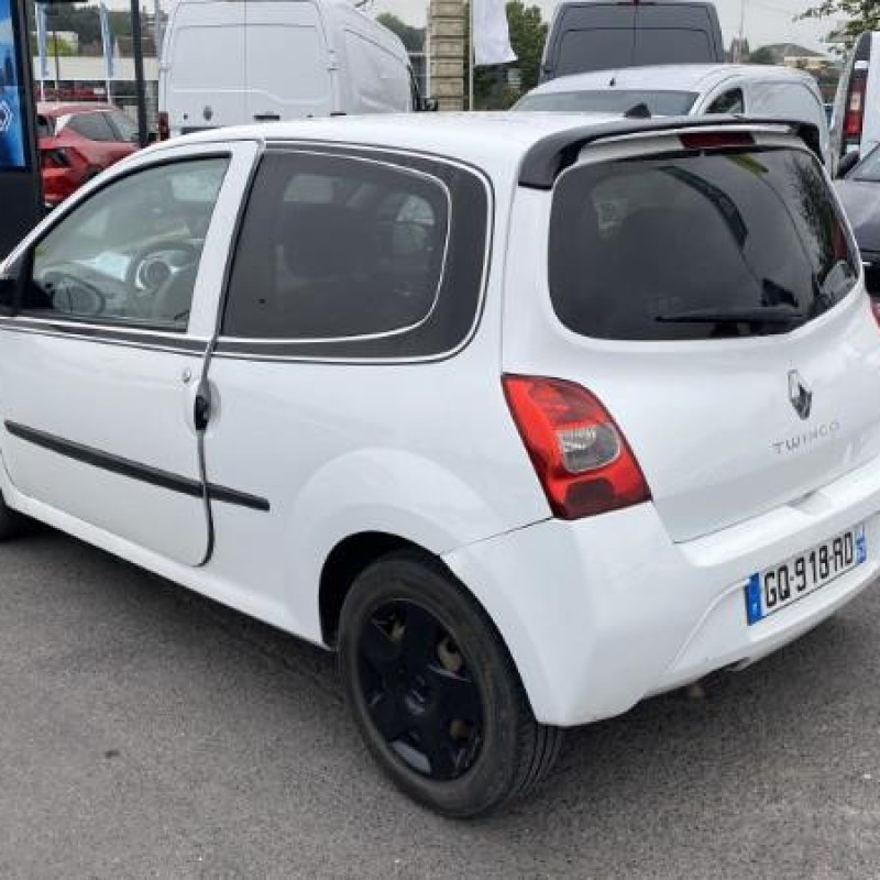 RENAULT TWINGO 2 PHASE 1 1.2i - 16V Photo n°4