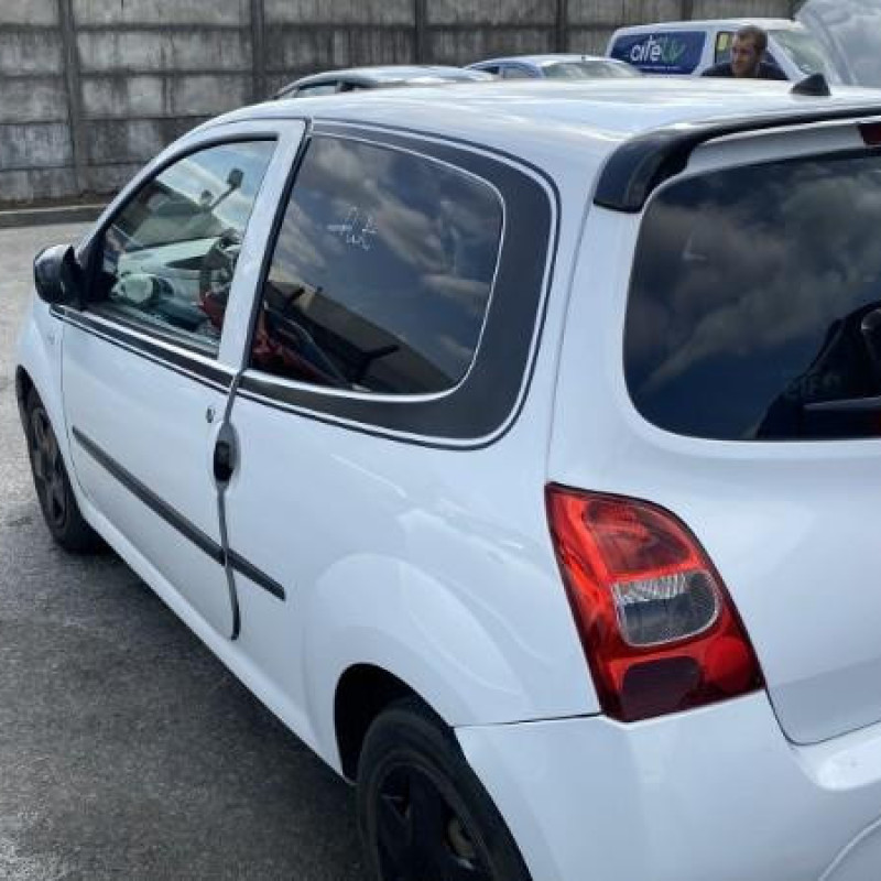 RENAULT TWINGO 2 PHASE 1 1.2i - 16V Photo n°15