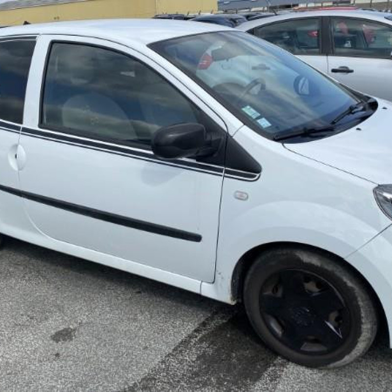 RENAULT TWINGO 2 PHASE 1 1.2i - 16V Photo n°18