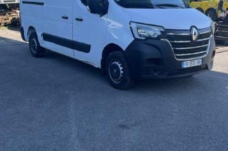 Crosse arriere droit RENAULT MASTER 3