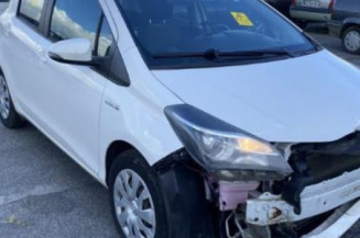 Pretensionneur de ceinture avant gauche TOYOTA YARIS 3