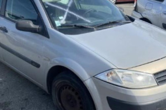 Poignee porte arriere droit RENAULT MEGANE 2