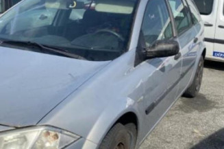 Poignee porte arriere droit RENAULT MEGANE 2