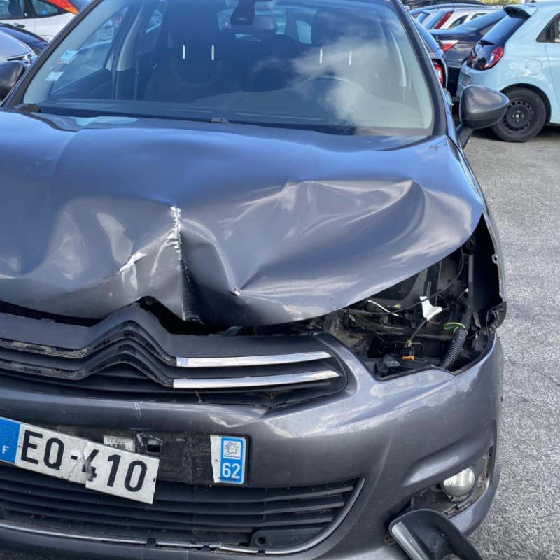 CITROEN C4 2 PHASE 2 1.6 BLUE HDI - 8V TURBO Photo n°16