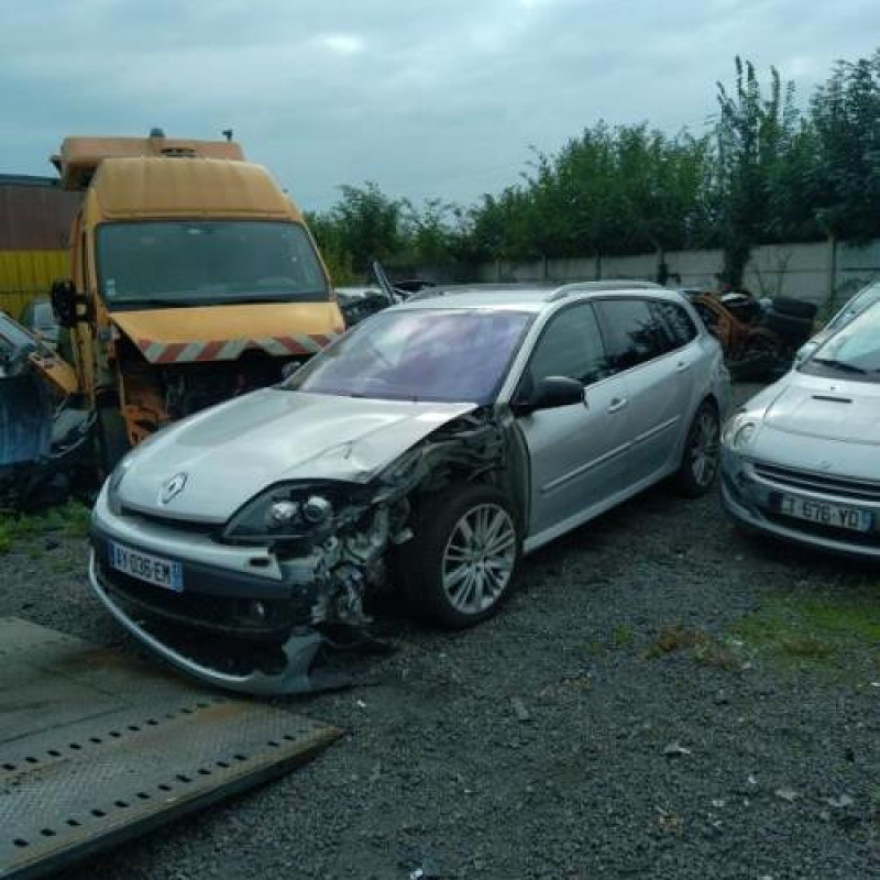 Vitre arriere droit RENAULT LAGUNA 3 Photo n°9