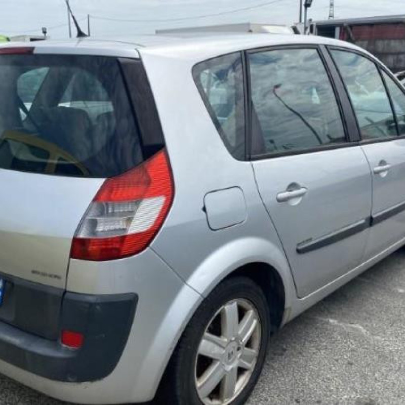 Boitier UCH RENAULT SCENIC 2 Photo n°6