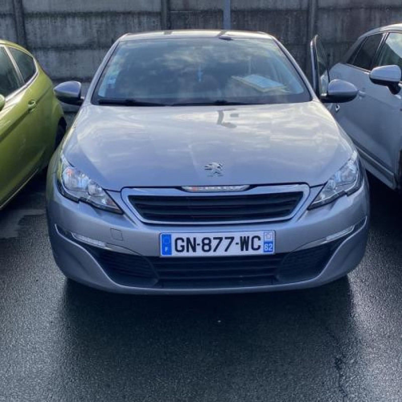 Pare boue arriere droit PEUGEOT 308 2 Photo n°5