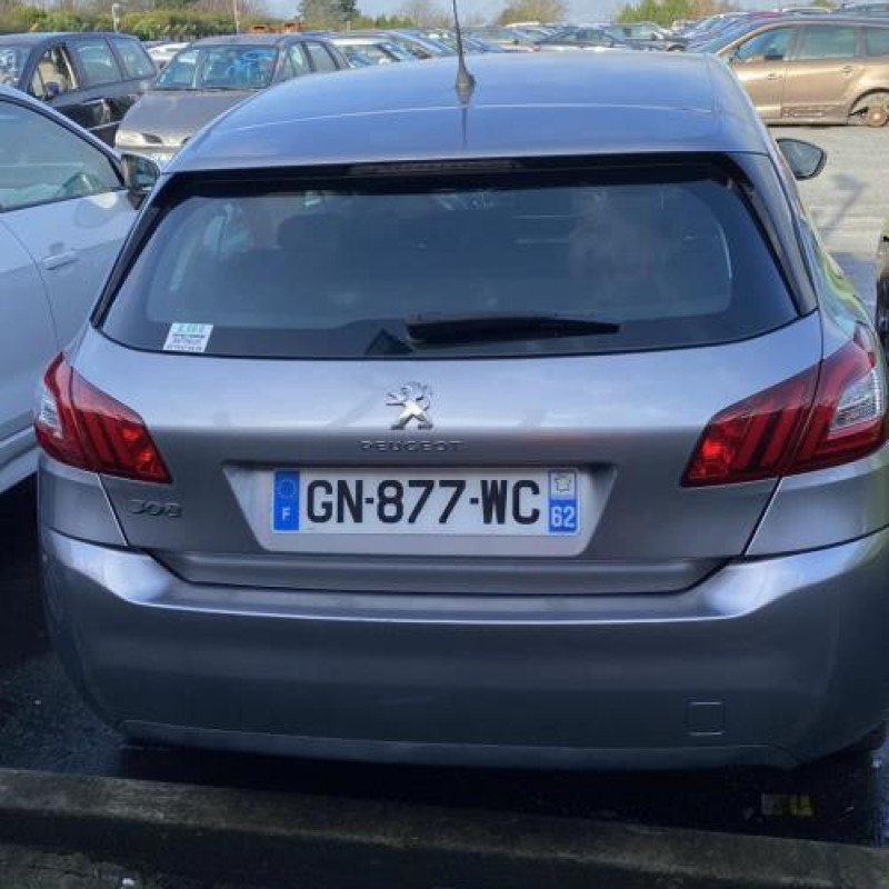 Pare boue arriere droit PEUGEOT 308 2 Photo n°8