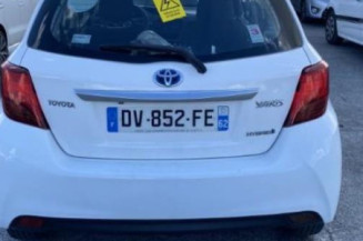 Custode avant droit (porte) TOYOTA YARIS 3