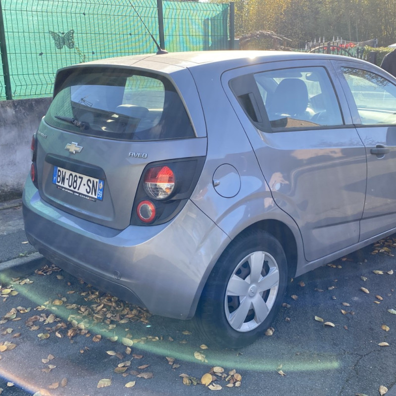 CHEVROLET AVEO 2 1.2i - 16V Photo n°3