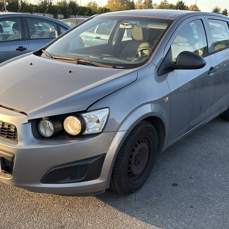 CHEVROLET AVEO 2 1.2i - 16V Photo n°9