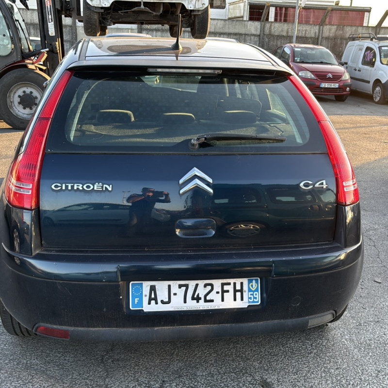 CITROEN C4 1 PHASE 2 1.4i - 16V Photo n°10