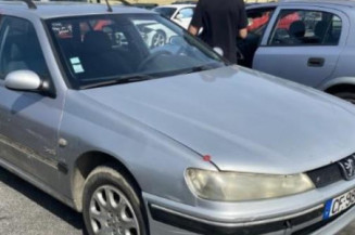 Vitre arriere droit PEUGEOT 406