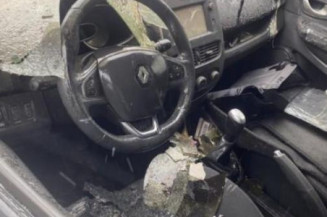 Baguette de porte avant droite RENAULT CLIO 4