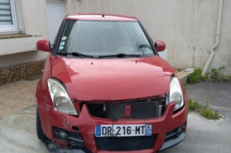 Custode arriere droit SUZUKI SWIFT 3