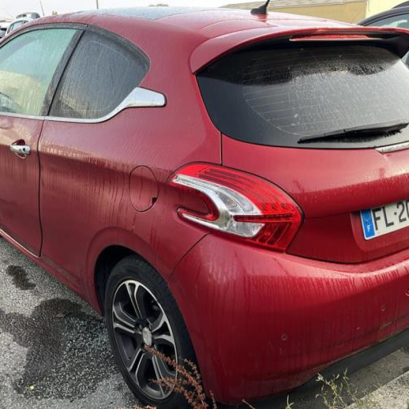 Pare boue arriere gauche PEUGEOT 208 1 Photo n°9