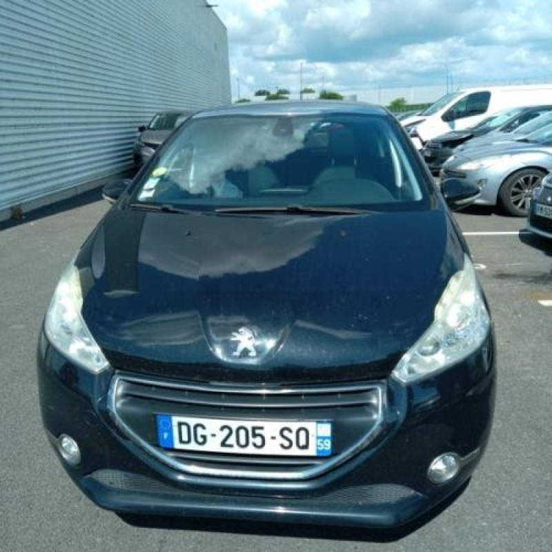 Pare boue arriere gauche PEUGEOT 208 1 Photo n°5