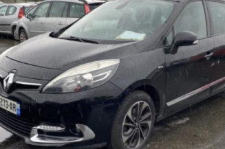 Anti brouillard arriere gauche RENAULT GRAND SCENIC 3