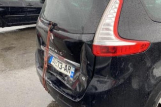 Anti brouillard arriere gauche RENAULT GRAND SCENIC 3