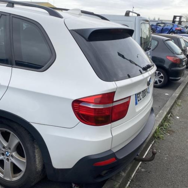 Pare boue arriere droit BMW X5 E70 Photo n°11