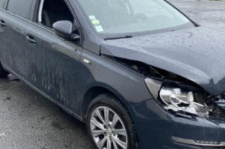 Pare boue arriere droit PEUGEOT 308 2 SW