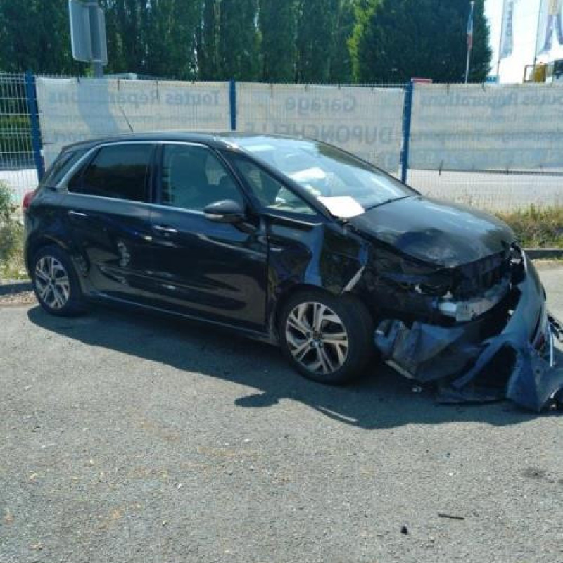 Pare boue arriere droit CITROEN C4 PICASSO 2 Photo n°6