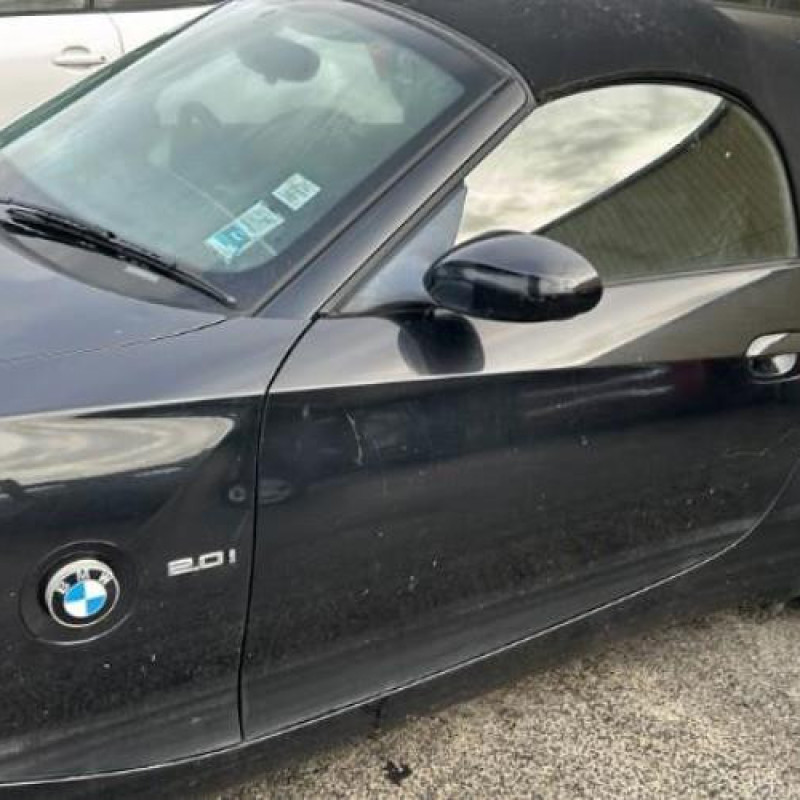 Pare boue arriere gauche BMW Z4 E85 Photo n°19