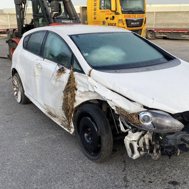 SEAT LEON 2 PHASE 2 2.0 TSI - 16V TURBO Photo n°2