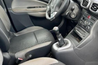 Pare boue avant gauche CITROEN C3 PICASSO