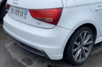 Pare boue avant droit AUDI A1 1