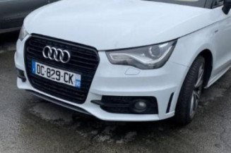 Pare boue avant droit AUDI A1 1