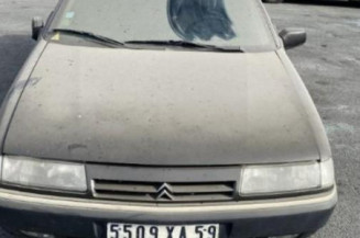 Pare boue avant gauche CITROEN XANTIA