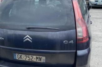 Pare boue avant gauche CITROEN C4 GRAND PICASSO 1