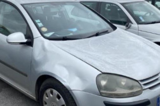 Pare boue avant gauche VOLKSWAGEN GOLF 5