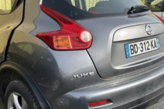 Pare boue avant gauche NISSAN JUKE 1