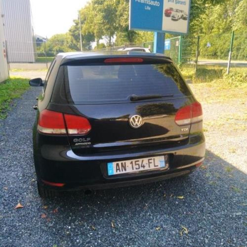 Pare boue avant droit VOLKSWAGEN GOLF 6 Photo n°8