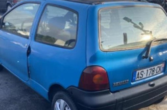 Pare choc arriere RENAULT TWINGO 1