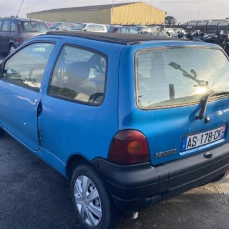 Pare choc arriere RENAULT TWINGO 1 Photo n°10