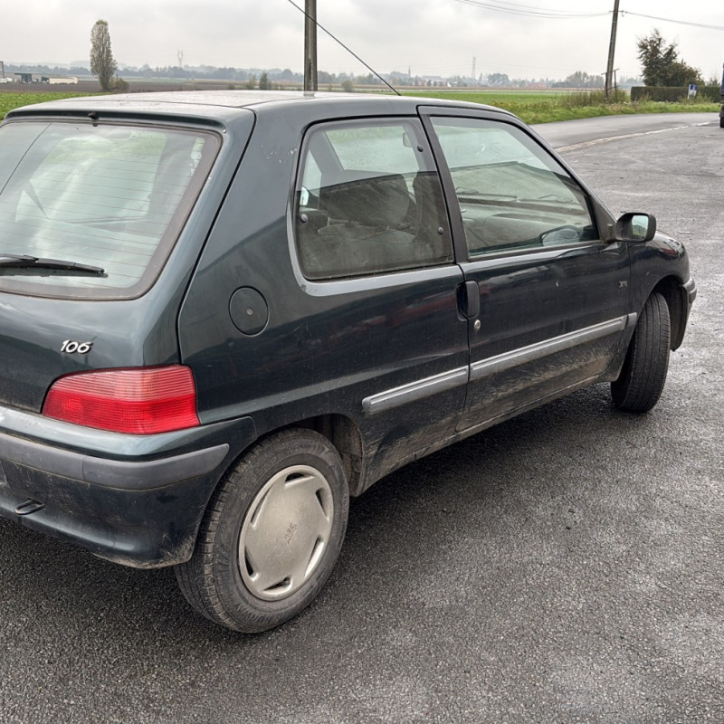 PEUGEOT 106 PHASE 2 1.1i - 8V Photo n°3