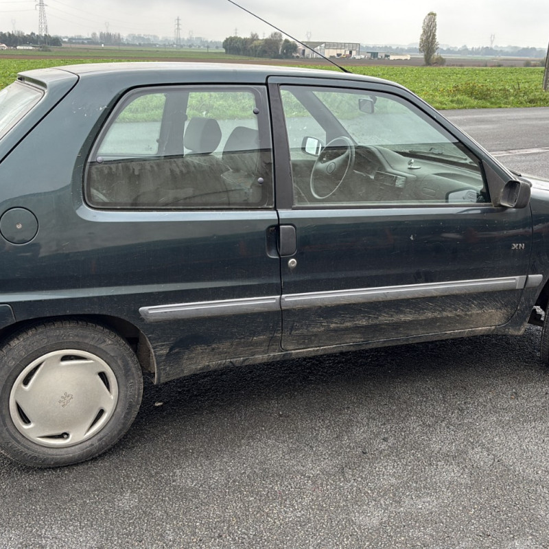 PEUGEOT 106 PHASE 2 1.1i - 8V Photo n°6