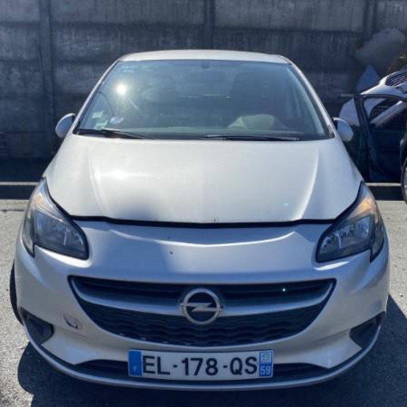 OPEL CORSA E 1.4i - 16V Photo n°8