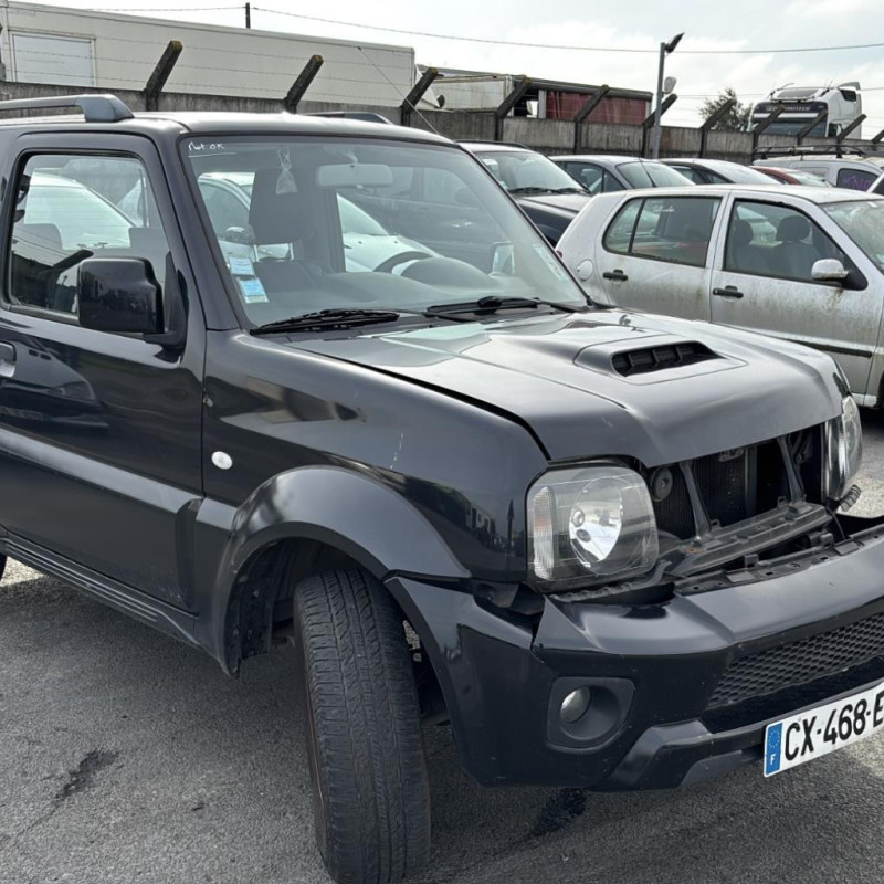 SUZUKI JIMNY 1 PHASE 3 1.3i - 16V 4X4 Photo n°2