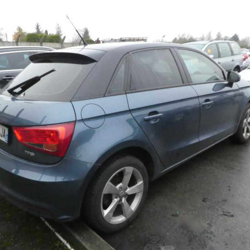 AUDI A1 1 SPORTBACK PHASE 2 1.4 TFSI - 16V TURBO Photo n°3