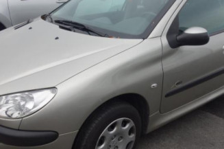 PEUGEOT 206 PHASE 1 1.4i - 8V Photo n°1