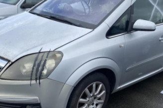 Pare choc arriere OPEL ZAFIRA B