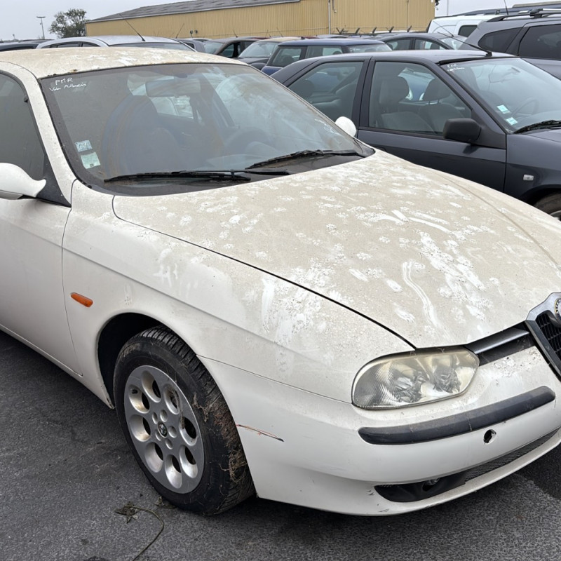 ALFA ROMEO 156 PHASE 1 1.9 JTD - 8V TURBO MULTIJET Photo n°2