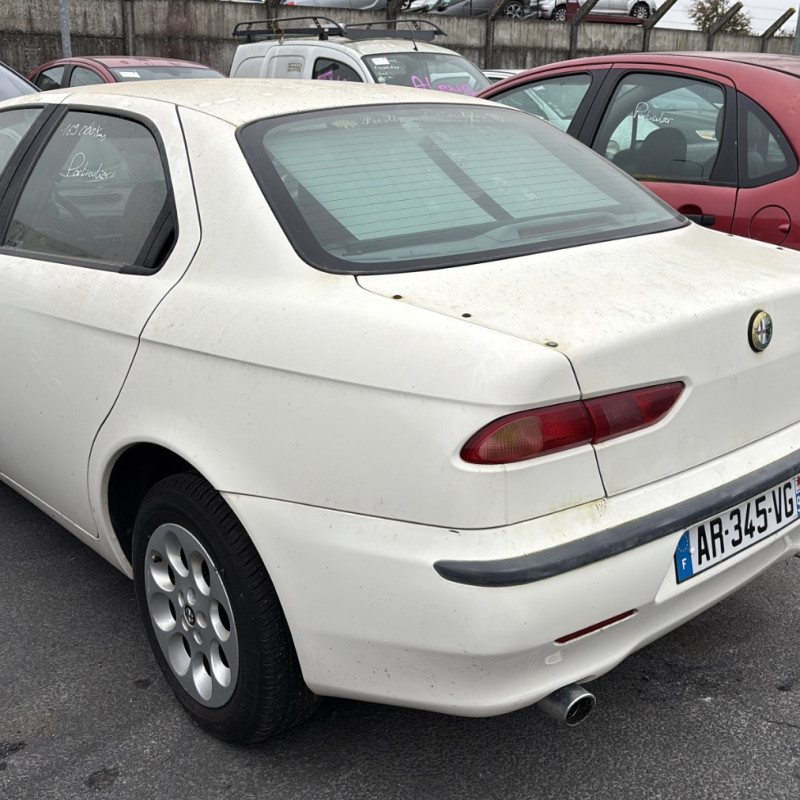 ALFA ROMEO 156 PHASE 1 1.9 JTD - 8V TURBO MULTIJET Photo n°4