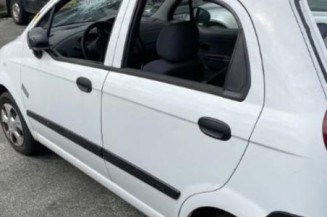 Pare choc arriere CHEVROLET MATIZ 2